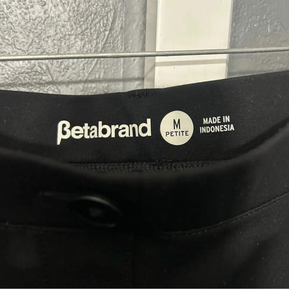 Betabrand black Two-Pocket DPYP Dress Pant Yoga Pant | Straight medium petite - Picture 3 of 8